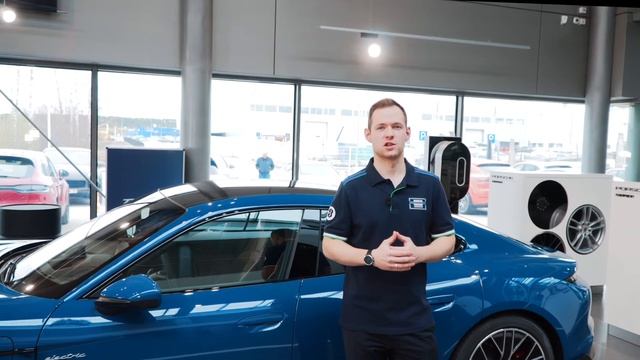 Где заряжать Porsche Taycan? Ответ в видео!