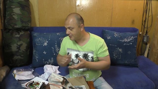 Посылка из Перми / Канал на новый уровень / Футболки и наклейки с логотипом смотреть онлайн