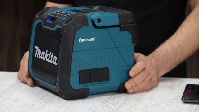 Boxa audio portabila Makita DMR200 | Bluetooth, 12/18/220V смотреть онлайн