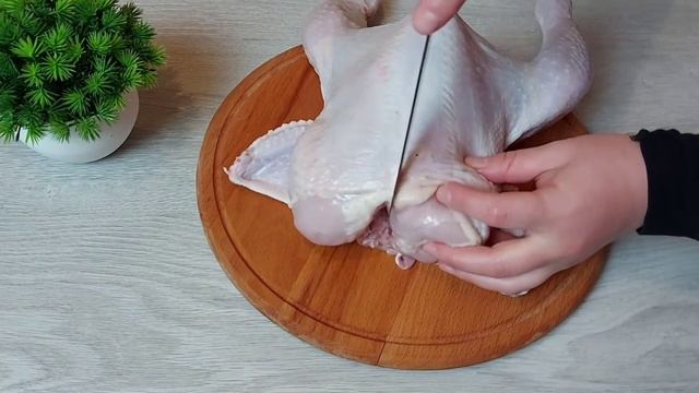 Он такой вкусный,что готовлю его почти каждый день! Ужин из курицы на духовке # 250 смотреть онлайн