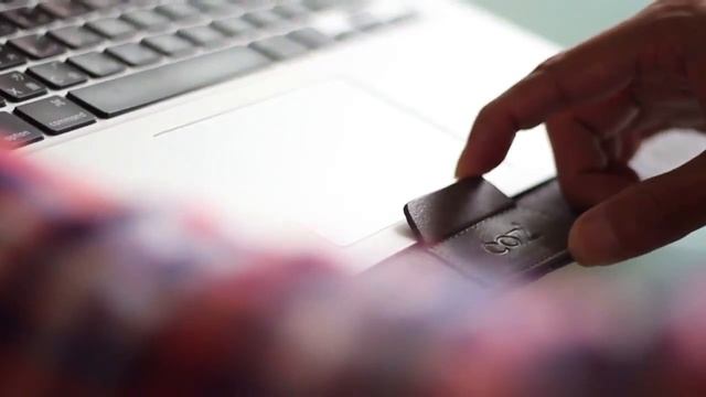 Cozistyle Stand Sleeve For Apple MacBook And Other Laptops