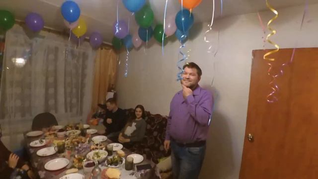 ДЕНЬ РОЖДЕНИЯ ИЛЮШКИ ЧАСТЬ 1. смотреть онлайн