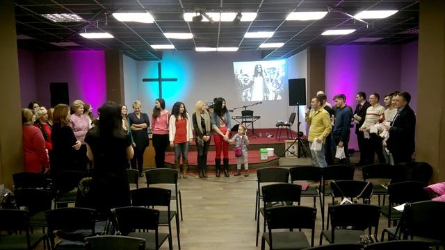 Поздравление женщин с праздником весны смотреть онлайн