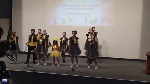 Песня -Здравствуй, солнце смотреть онлайн
