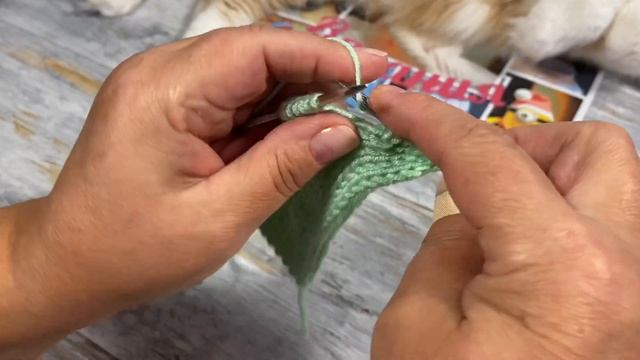 Петля для пуговицы (вертикальная) без отрыва нити. Buttonhole (vertical) without thread break. смотреть онлайн