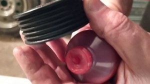 Как смазать натяжной ролик и продлить ему жизнь