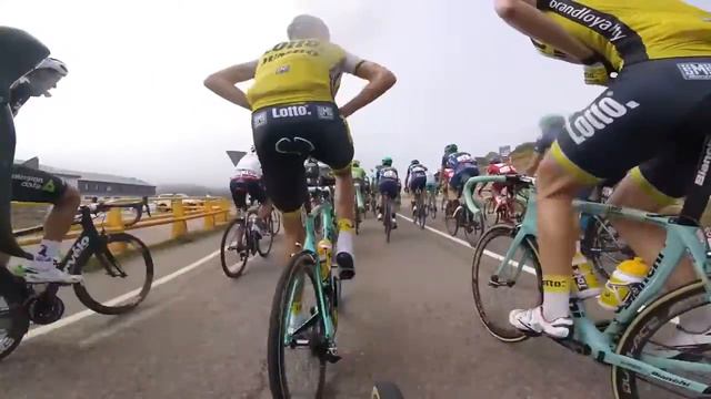 GoPro Highlights - Stage 9 - La Vuelta 2017 смотреть онлайн