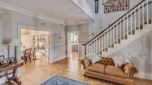 Bridge House: Spacious Georgian Style Family Home смотреть онлайн