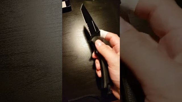 440 Stainless Steel Liner Lock Folding Serrated Hunting Knife смотреть онлайн