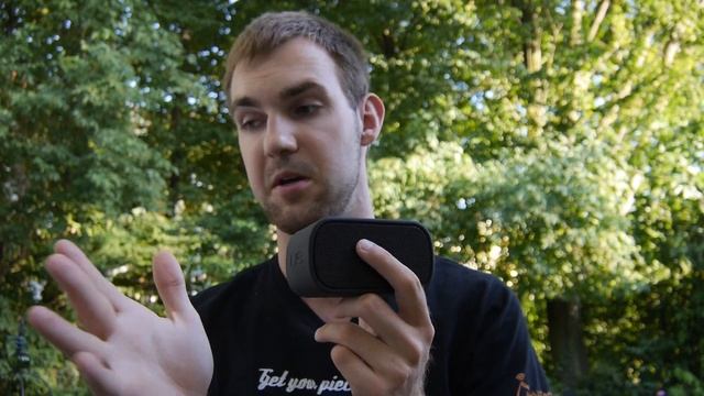 Logitech Ultimate Ears Mobile Boombox Test & Unboxing смотреть онлайн