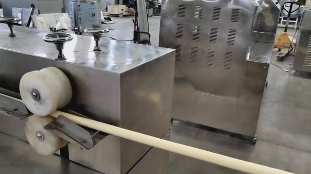 Puffed core filling snack food processing extruder machine plant Chenyang смотреть онлайн