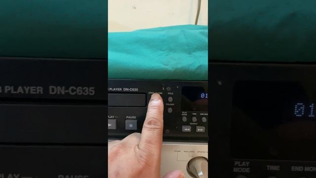 Denon CD / MP3 Player DN- C635 Professional Unit смотреть онлайн