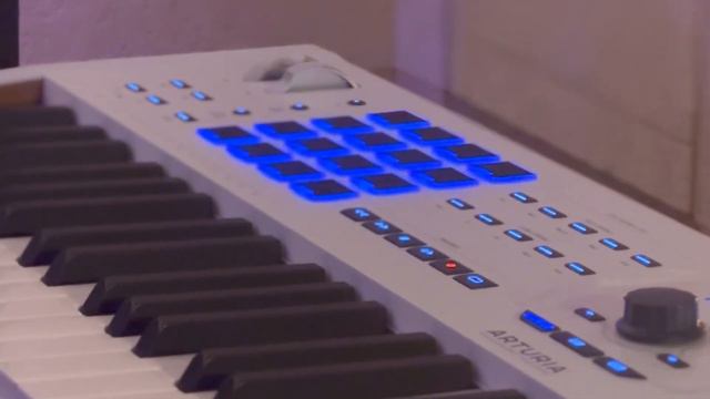 Arturia Keylab 88 MK2 Vegas Mode смотреть онлайн