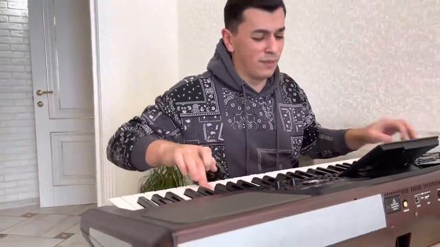 Сакит Самедов - Истанбул 2022 супер лирика для души. New cover song смотреть онлайн