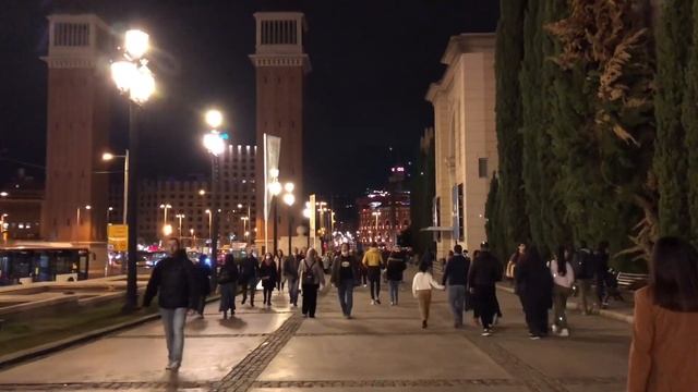 [SPAIN-BARCELONA] Walking along National Art Museum of Catalunya (MNAC)...12/NOV/2021 07:00 pm смотреть онлайн