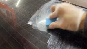 Чистка стекла от водного камня! Убираем следы на стёклах своими руками !