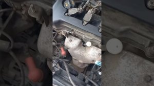 Nissan Sunny как согнать воздух из системы