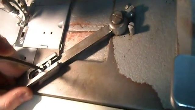 Приспособление на швейную машинку для равномерного отступа шва от края смотреть онлайн