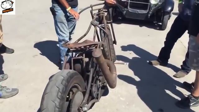 Мотоцикл в стиле дизель панк(Diesel Punk) ,очень круто выглядит смотреть онлайн