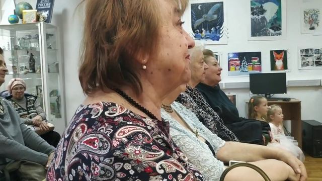 Играет Степан Лагунов- Конфетки, бараночки... смотреть онлайн
