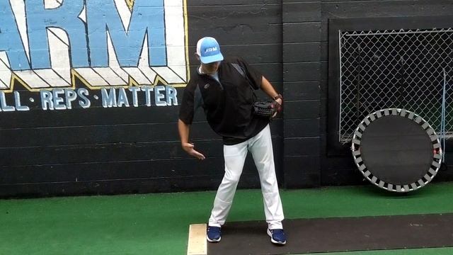 Youth Baseball Pitching 9 - 14 - How To Baseball Pitching Mechanics смотреть онлайн