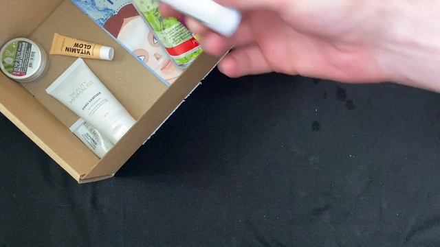 Обзор: Полезный бьюти бокс от Flacon Magazine ?|| Расчёт стоимости наполнения || смотреть онлайн