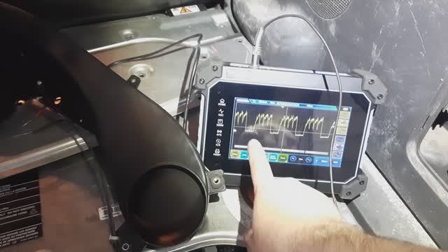 Ford Escape Hybrid - неисправность вентилятора охлаждения ВВБ. смотреть онлайн