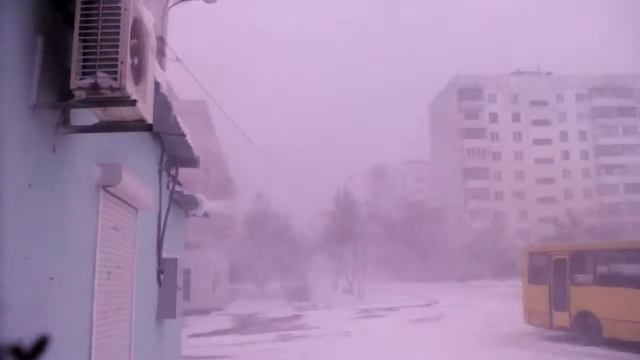 Сильный буран в Мариуполе! смотреть онлайн