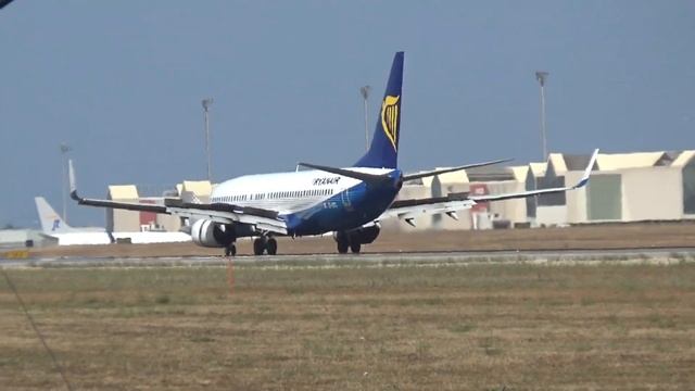 Plane Spotting at Palma de Mallorca Airport | BEAUTIFUL Arrivals RWY 24L смотреть онлайн