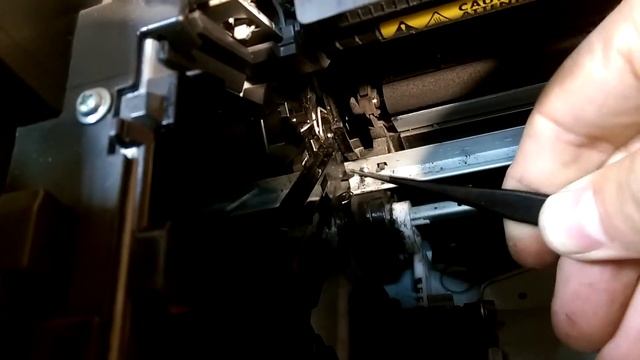 Принтер печатает черный лист  HP M1212 черные листы  ITHelp