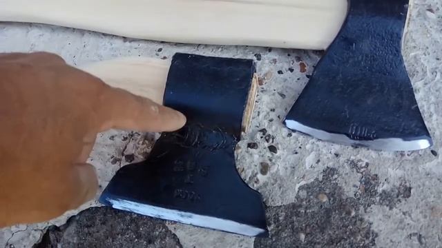 Изготовление топорища из вяза для двух топоров СССР, где один из них полу-самодельный и лёгкий смотреть онлайн
