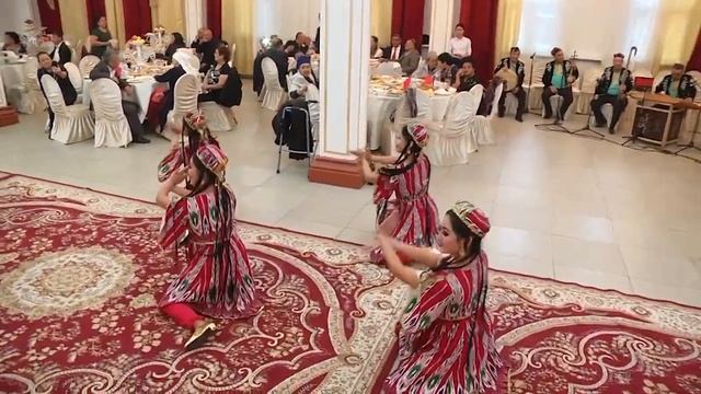 Уйгурский танец Самый красивый смотреть онлайн