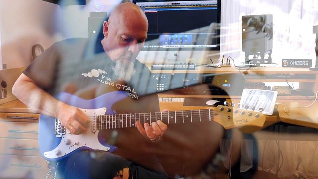 Cheapest Stratocaster on Amazon?! | Rocktile Sphere Electric Guitar Demo | Frank Steffen Mueller смотреть онлайн
