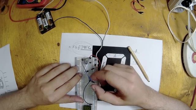 26. Определение назначения ножек (контактов) светодиодных (LED) индикаторов (Урок 4. Практика) смотреть онлайн