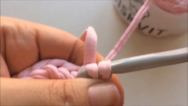 УРОК #2 Соединительный столбик | Вязание крючком для начинающих смотреть онлайн