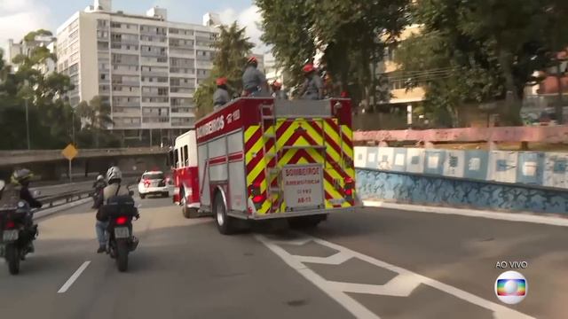 Plantão Fantástico (Globo SP): Cortejo de Bruno Covas segue pela Avenida Paulista - 16/05/2021 смотреть онлайн