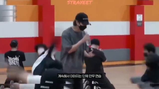 when han jisung confusing the whole industry (rapper,vocal,comedian) смотреть онлайн