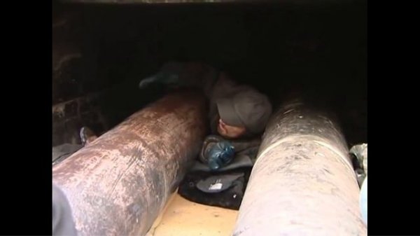 Как живут бомжи? [Реакция]