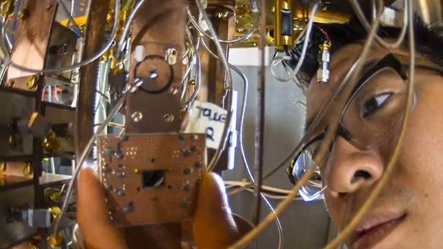 IBM Allow Free Access To Quantum Processor Online смотреть онлайн