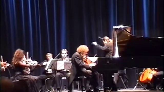VLADIMIR MOGILEVSKY plays DMITRY SHOSTAKOVICH PIANO CONCERTO Nr.1 (fragment) смотреть онлайн