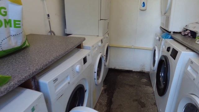 Обзор жилья на ферме Mansfield домики на кирпичиках и дыры в полу / Люкс 5 звёзд