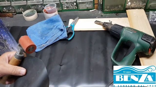 Riparazione Di Un Foro Mediante Saldatura Con Soffiatore Ad Aria Calda