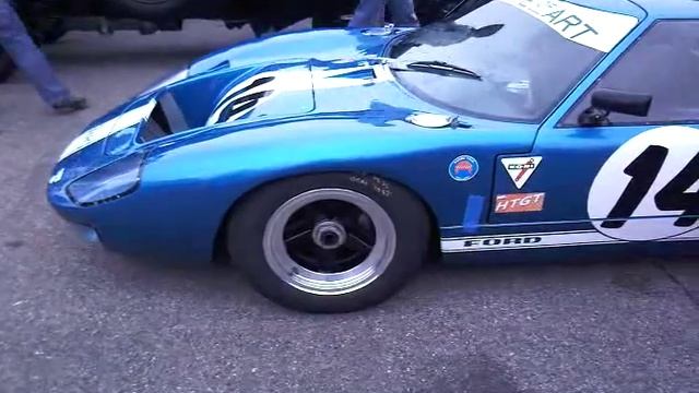 Ford GT40 1967 Engine Sound смотреть онлайн