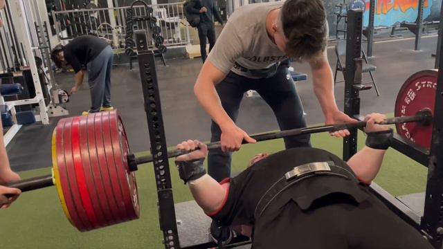 1,000 lbs for 11 reps PR смотреть онлайн