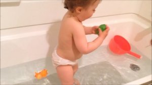 6 игр с ребенком 1-1,5 года в ванной