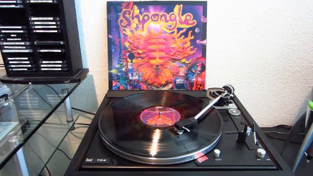 SHPONGLE - How the Jellyfish Jumped Up the Mountain VINYL смотреть онлайн