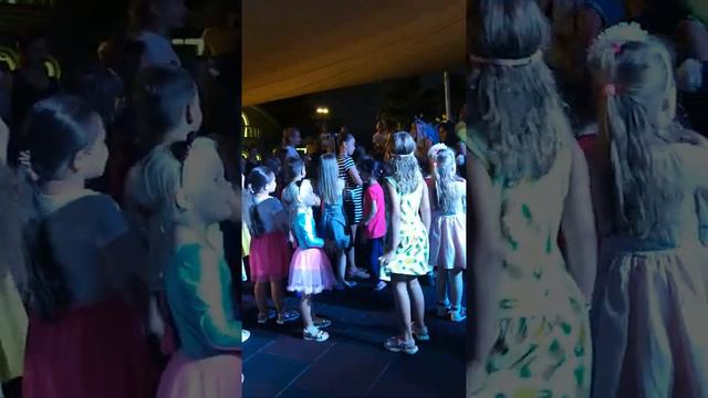 Штанг штанг Минидиско отель Цезарь Турция 2019 смотреть онлайн