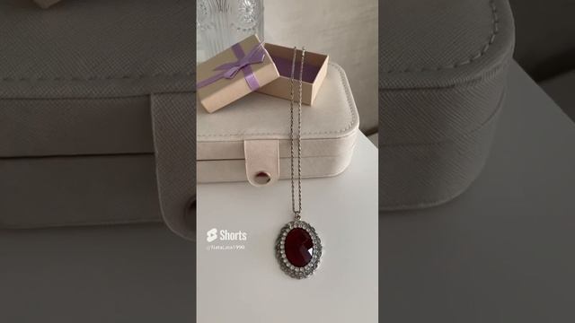 Продаю подвеску Эйвон