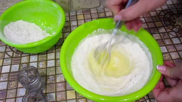 ВАНИЛЬНЫЕ КЕКСЫ за 10 минут! + время на выпечку смотреть онлайн