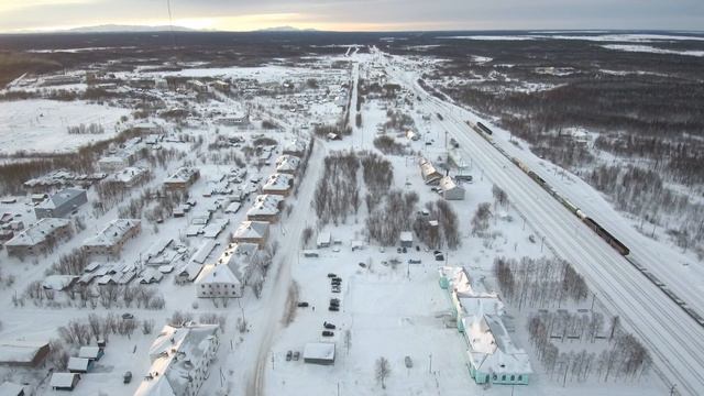 Вид с квадрокоптера пос. В Инта смотреть онлайн